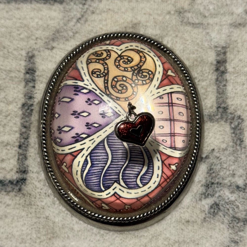 VINTAGE Glass Dome Oval Rounded Heart Swirl Bling Charm Paperweight Felt Bottom